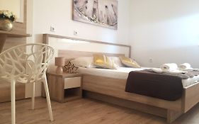 Apartmani Emilio Novalja