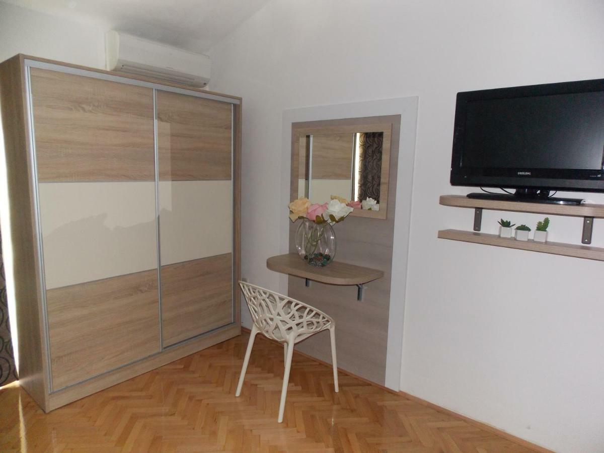 Apartmani Emilio Novaglia Camera foto