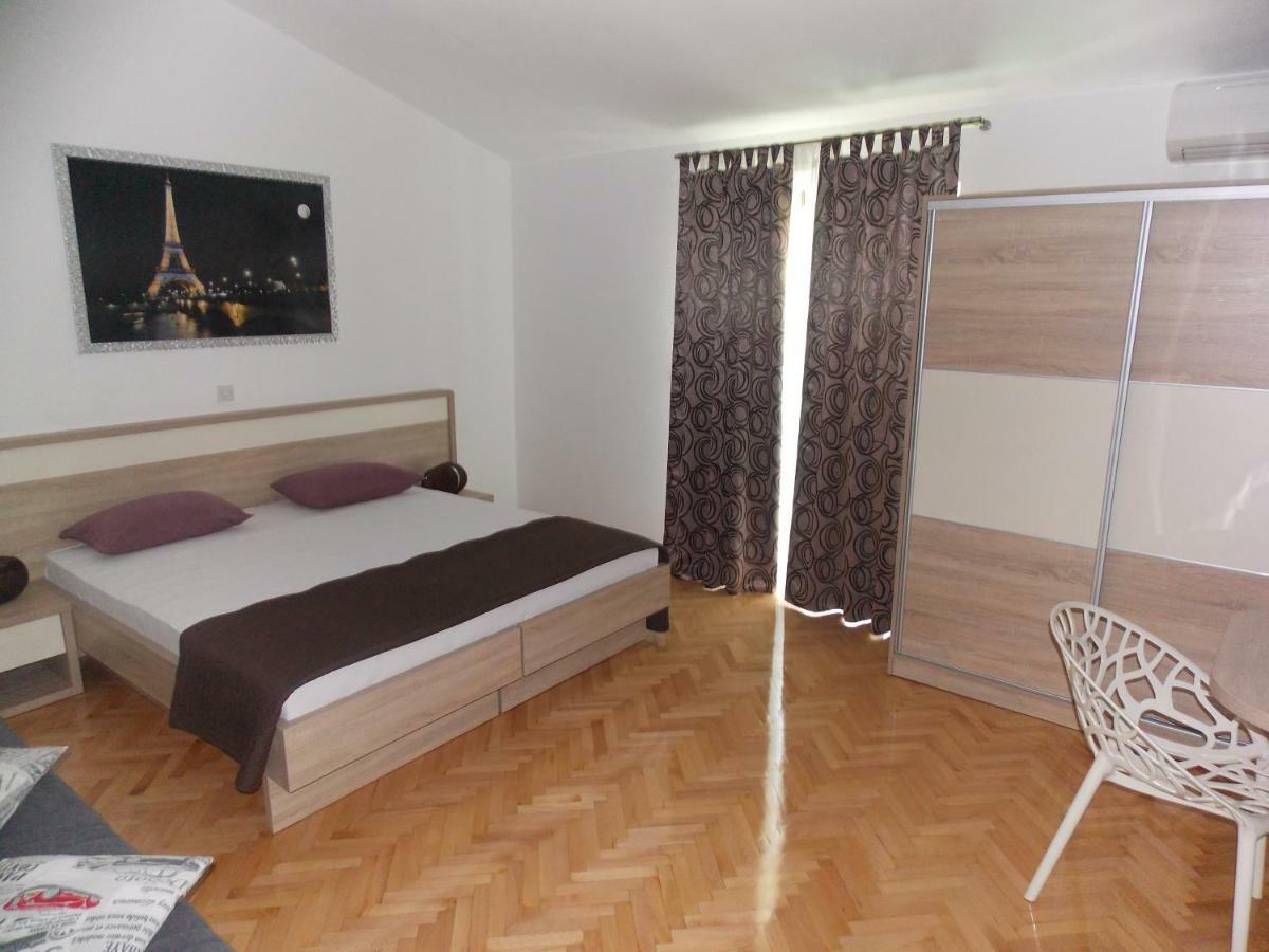 Apartmani Emilio Novaglia Camera foto