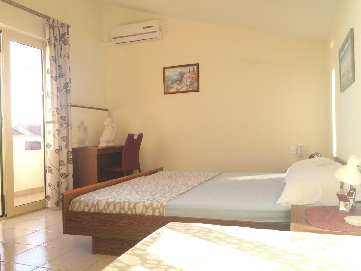 Apartmani Emilio Novaglia Esterno foto