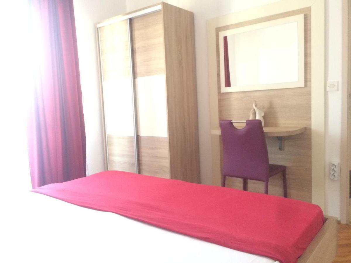 Apartmani Emilio Novaglia Esterno foto